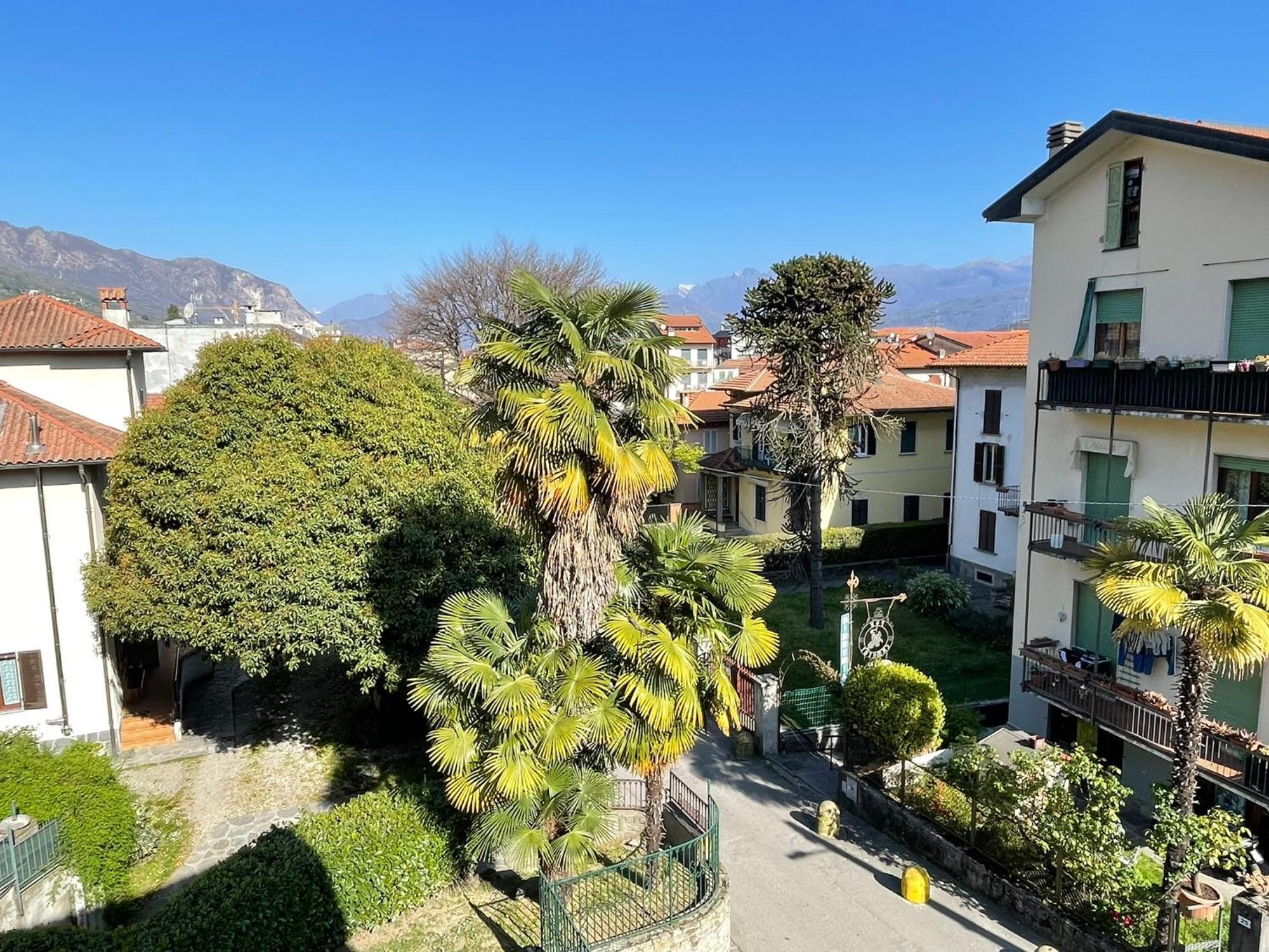Lovingstresa 2 Brand New Apartment Kültér fotó