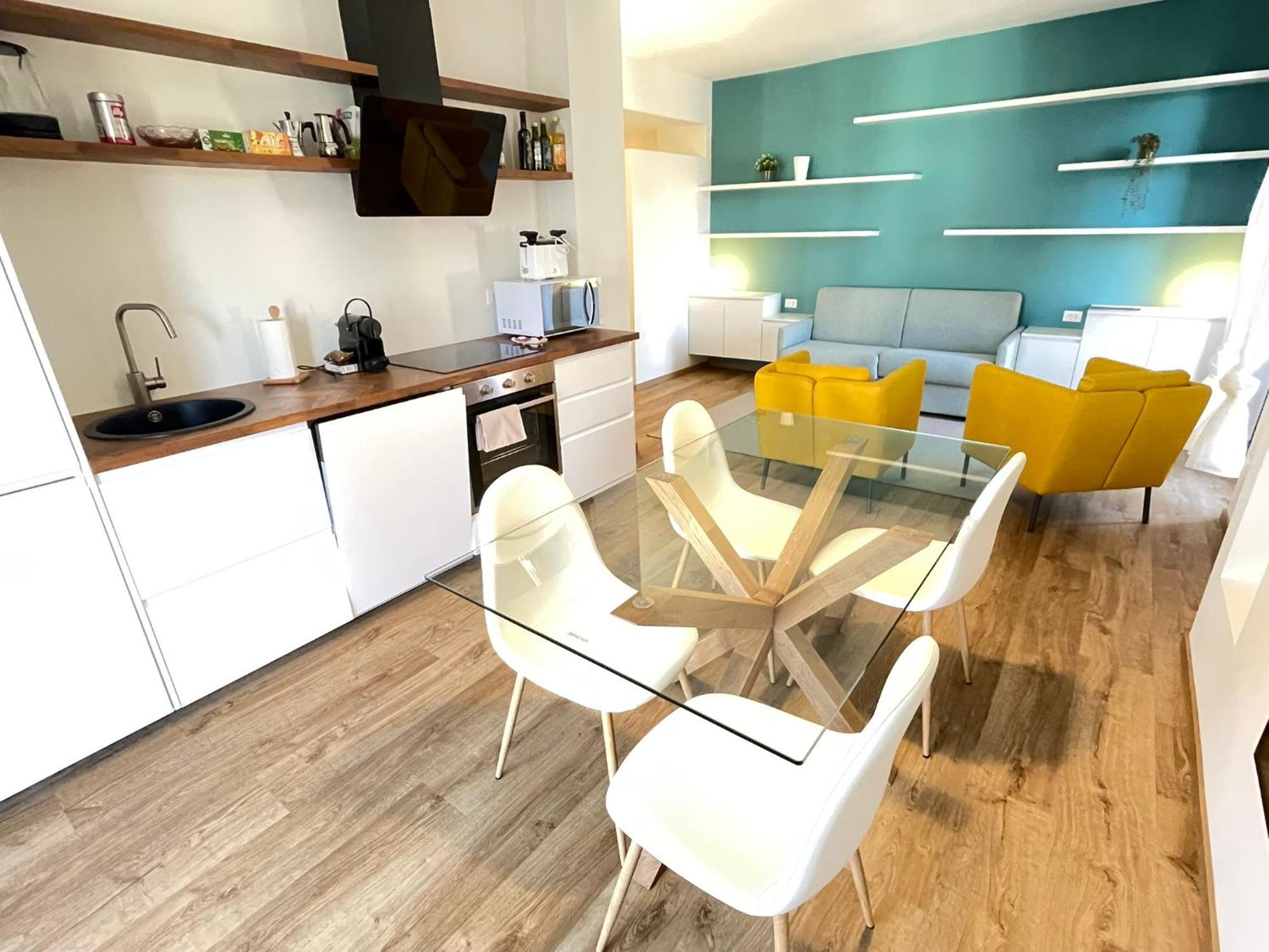 Lovingstresa 2 Brand New Apartment Kültér fotó