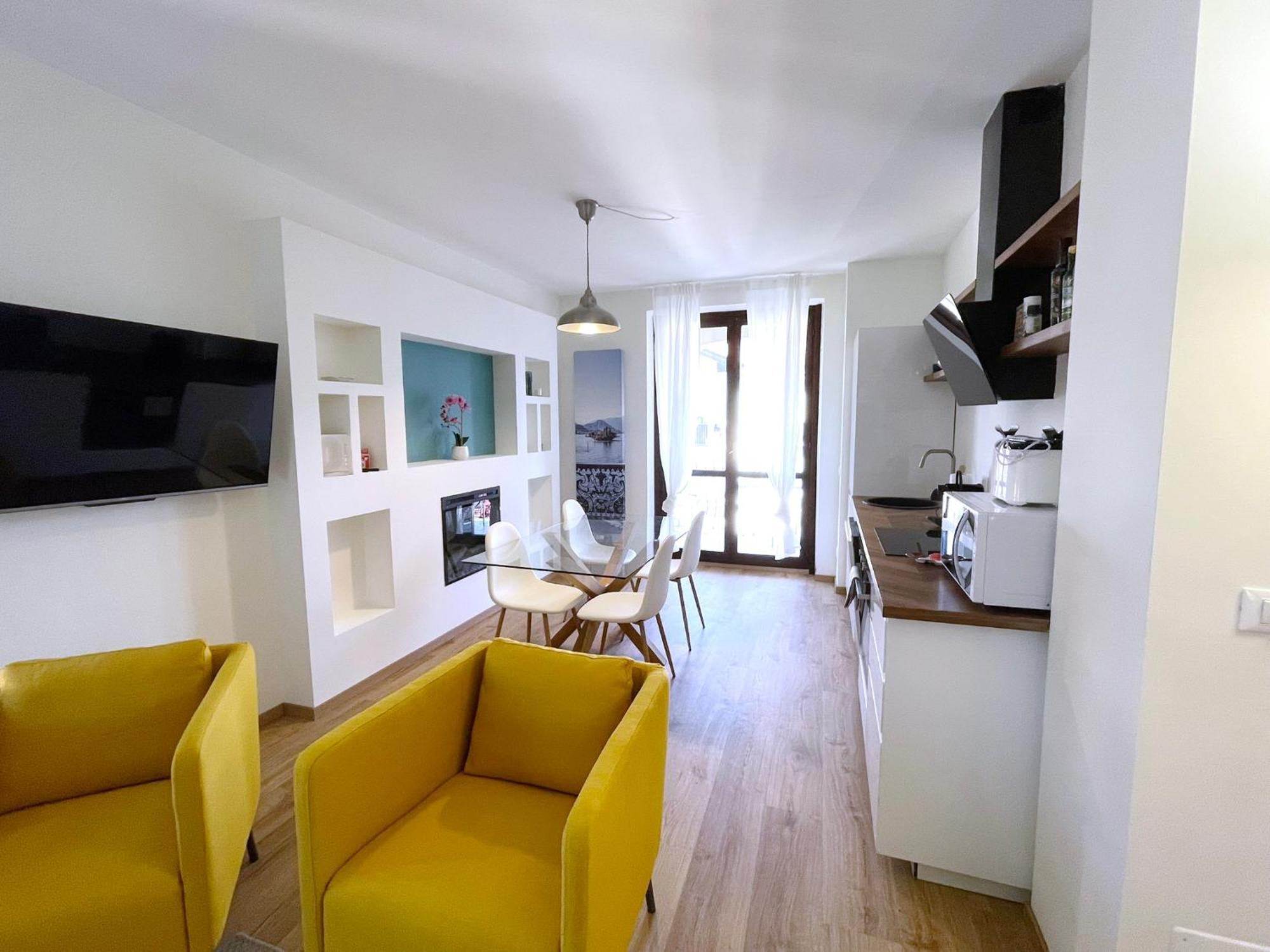 Lovingstresa 2 Brand New Apartment Kültér fotó